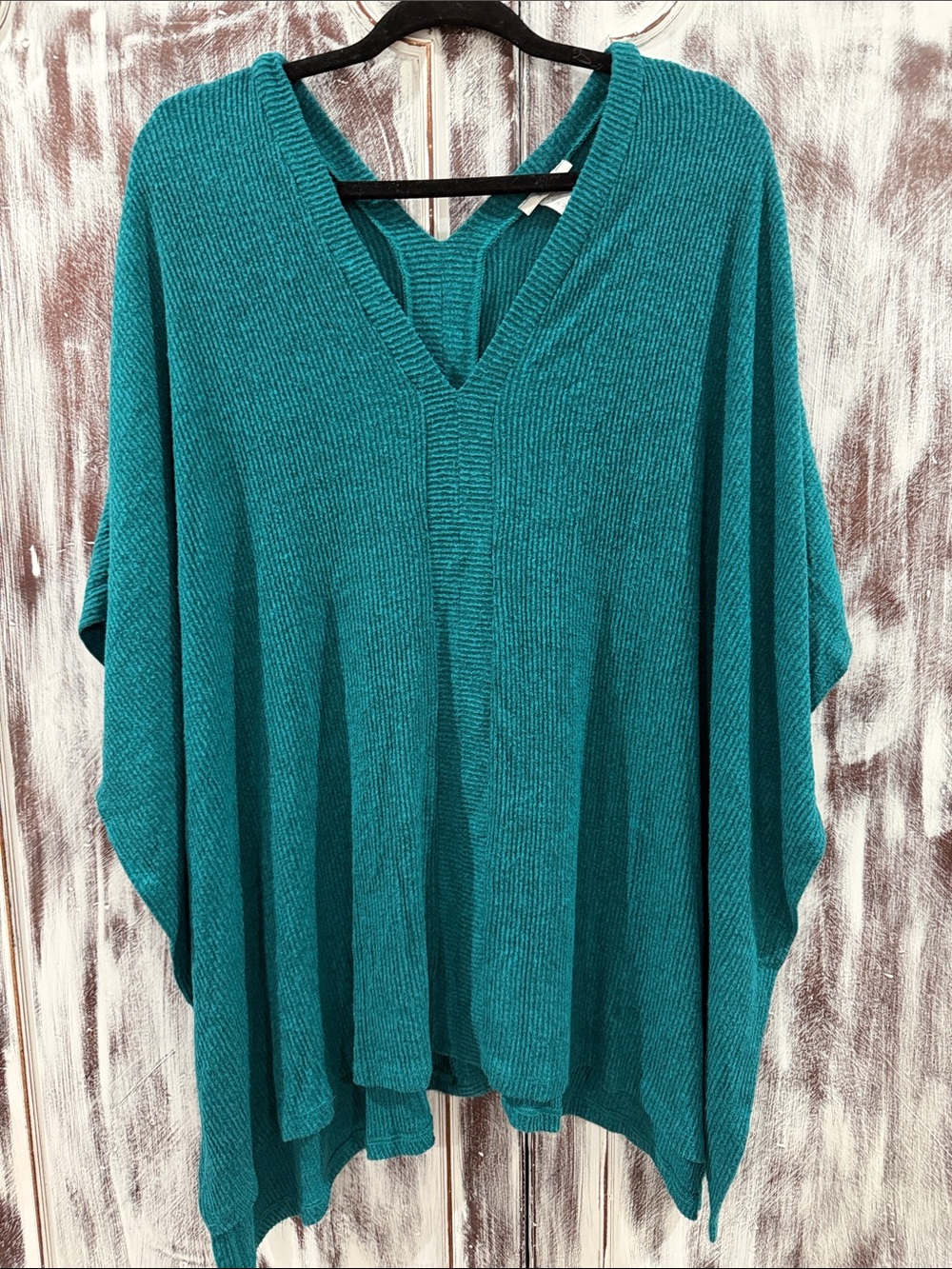 JODIFL Teal V-Neck Batwing Knit Top